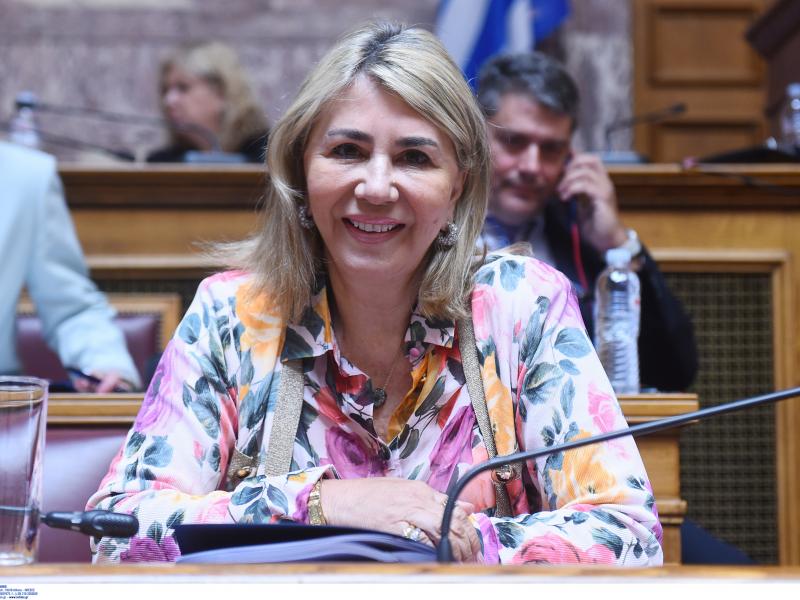 Ζέττα Μακρή