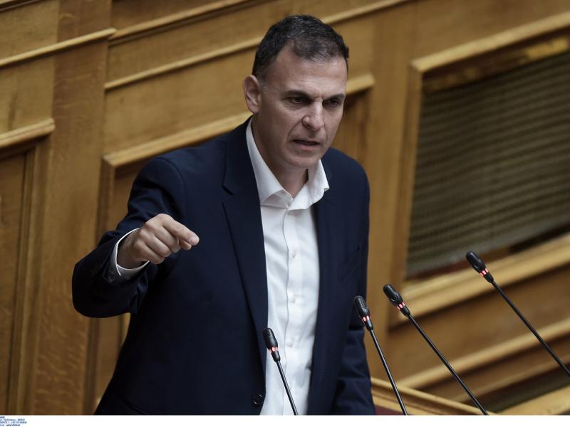 Γιώργος Καραμέρος