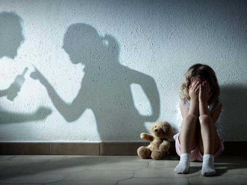 ενδοοικογενειακη βια