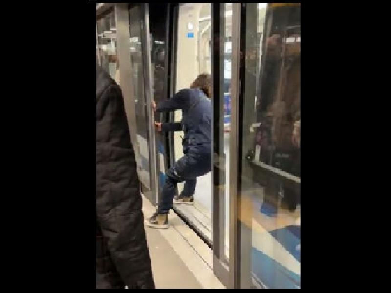 Πάλι ακινητοποιήθηκε συρμός στο μετρό Θεσσαλονίκης