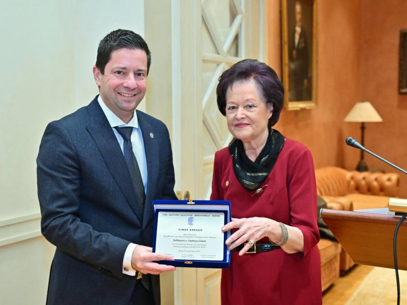 Βράβευση Γεράσιμου Σιάσου από ΣΟΚΠΑ