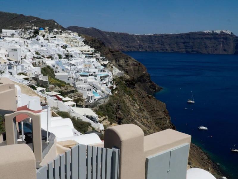 santorini nisi sxoleia