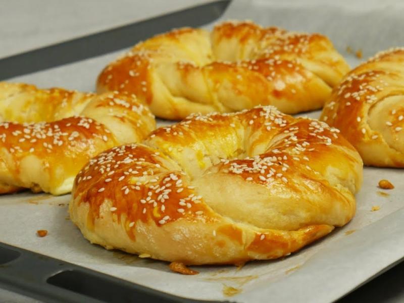 Τυροκούλουρα με φέτα