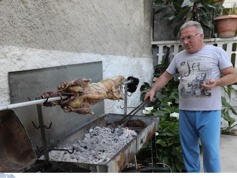 Σούβλισμα αρνιού