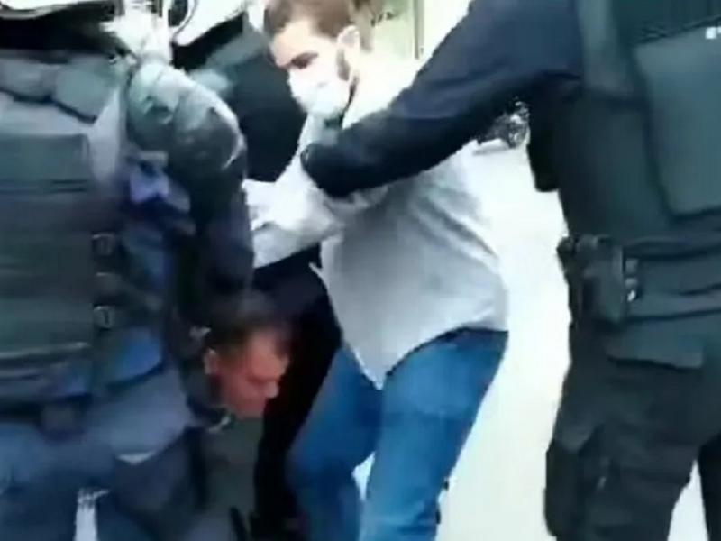 Σύλληψη οικογένειας Καττή