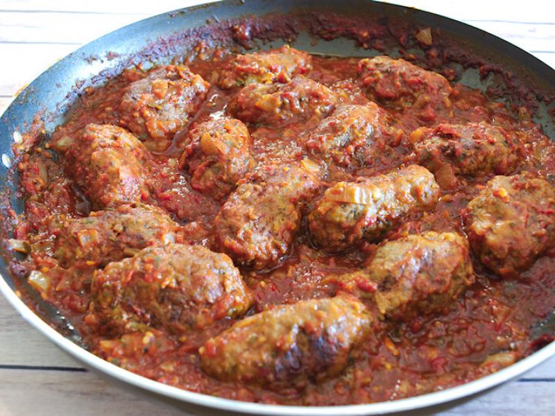 σουτζουκακια