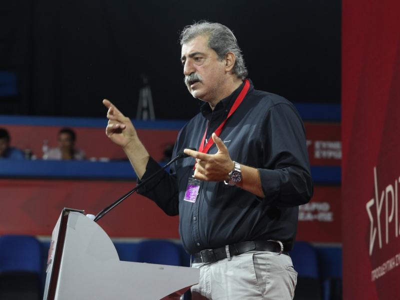 Συνέδριο ΣΥΡΙΖΑ, στο βήμα ο Παύλος Πολάκης μιλάει