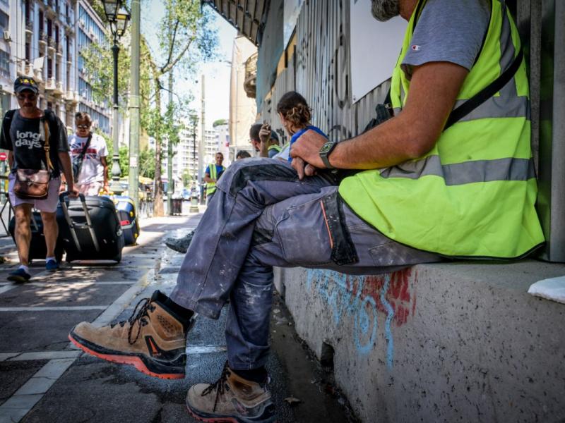 Εργάτης στον καύσωνα