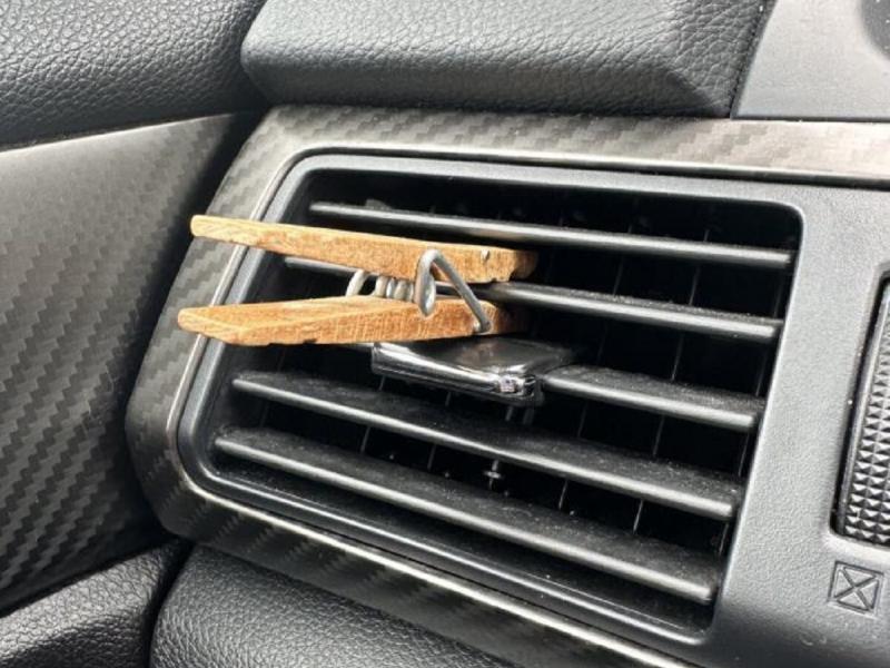 Μανταλάκι αρωματικό αυτοκινήτου