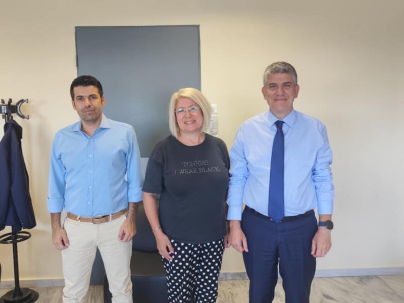 συνάντηση εκπροσώπων της Ένωσης Εκπαιδευτικών Τεχνολόγων Γεωπόνων με τον Διευθυντή του Γραφείου της Υπουργού Παιδείας, κ. Γιαννικόπουλο