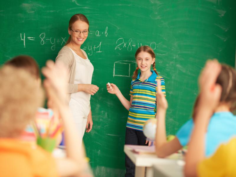 εκπαιδευτικοι