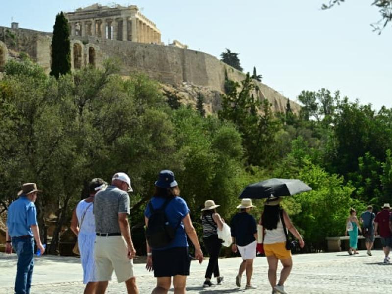ξεναγοί