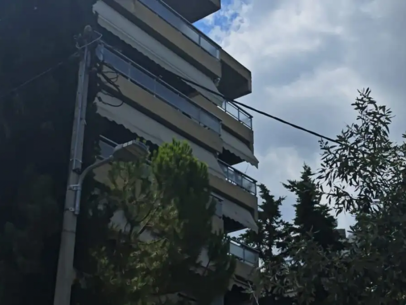 Το σπίτι του ταμπουρωμένου άντρα στον Χολαργό