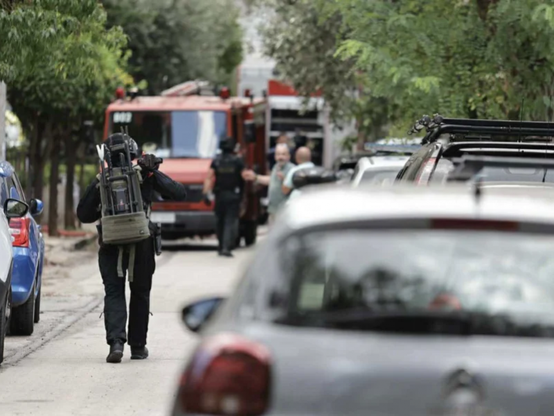 Σύλληψη από τα ΕΚΑΜ στον Χολαργό