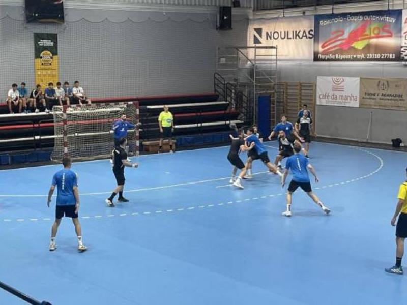 Δημήτρη Χατζηπαρασίδη