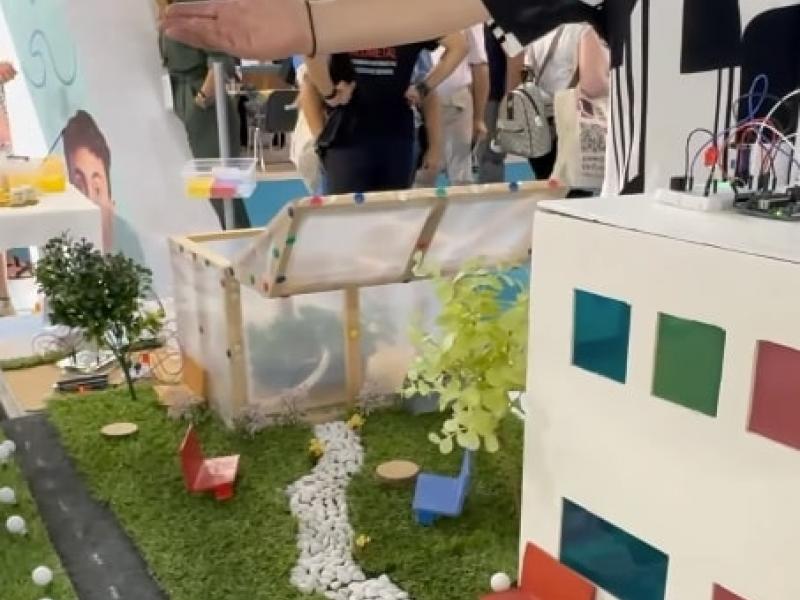 Το 2ο ΕΝΕΓΥΥΛ στο περίπτερο του alfavita.gr στη ΔΕΘ