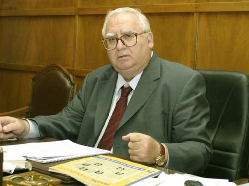 Αλέκος Ακριβάκης