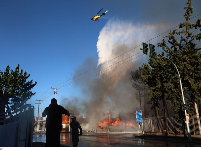 φωτιά που ξέσπασε το απόγευμα της Παρασκευής στο Μενίδι