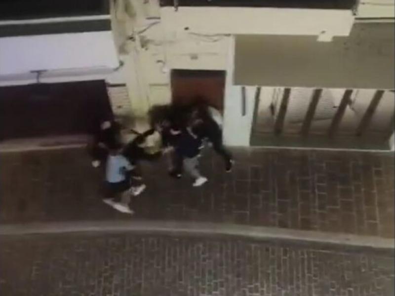 ξυλοδαρμός ανήλικος