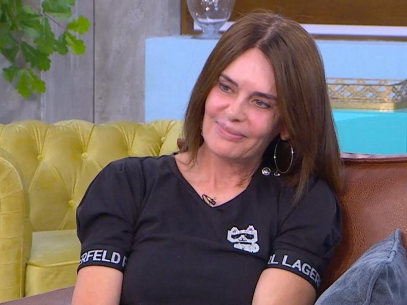 πλουμιδακη