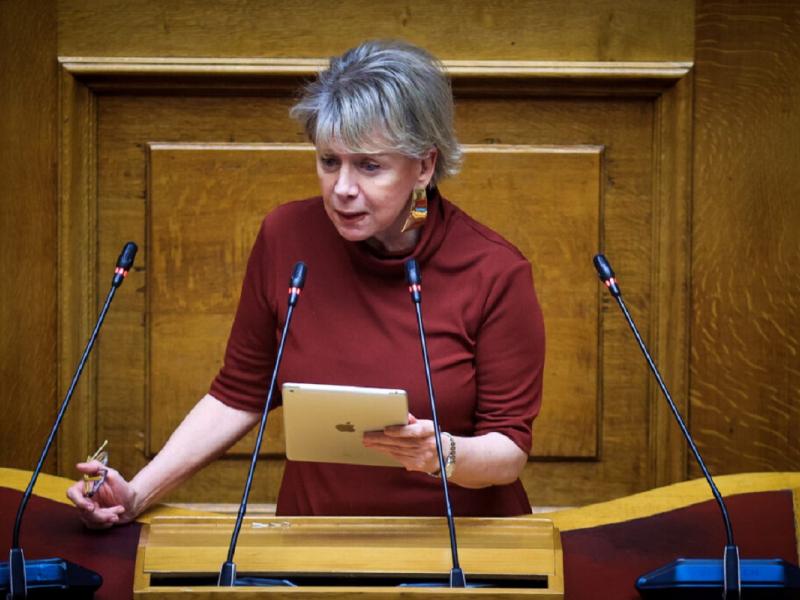 Έλενα Ακρίτα