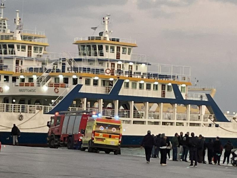 Σαλαμίνα, λιμάνι