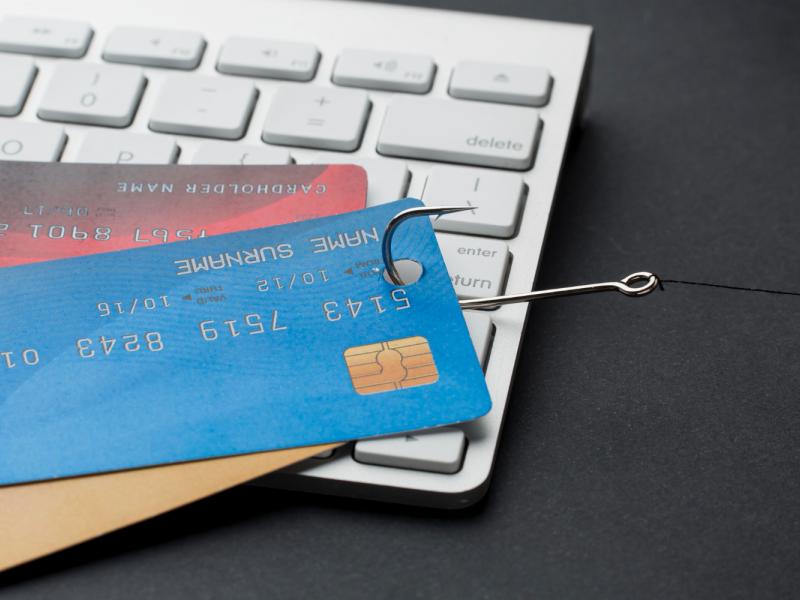 Τραπεζικές απάτες