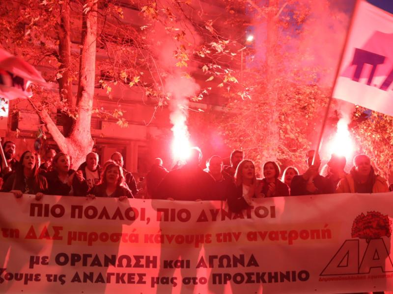 Ιστορική νίκη της ΔΑΣ (ΠΑΜΕ) στο 39ο Συνέδριο της ΑΔΕΔΥ