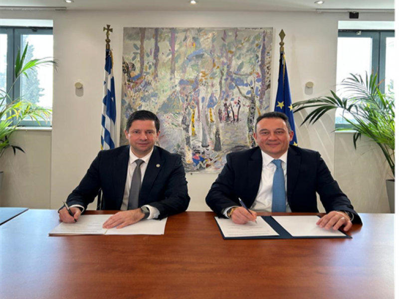 ΥΠΑΙΘΑ και ΕΚΠΑ ενώνουν δυνάμεις για τη Διά Βίου Μάθηση και την Εκπαίδευση Ενηλίκων