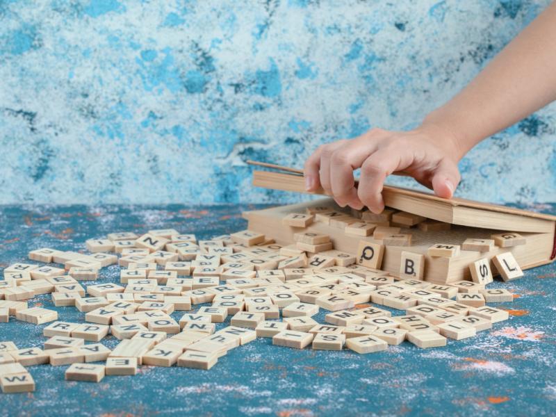 γλωσσολογία