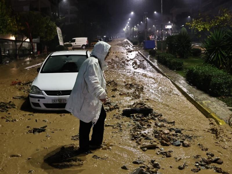 Καταστροφές από την κακοκαιρία στην Άνω Γλυφάδα