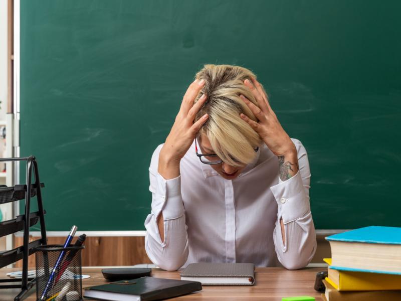 εκπαιδευτικοι