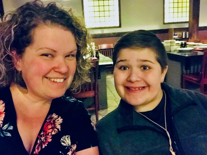 Η Jessica Berg είναι μητέρα και εκπαιδευτικός — και παρ’ όλα αυτά δεν γνώριζε πώς να μάθει στον γιο της να διαβάζει