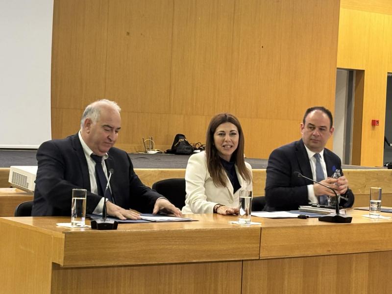 ΖΑΧΑΡΑΚΗ ΠΑΠΑΔΟΜΑΡΚΑΚΗΣ ΔΟΥΚΑΚΗΣ