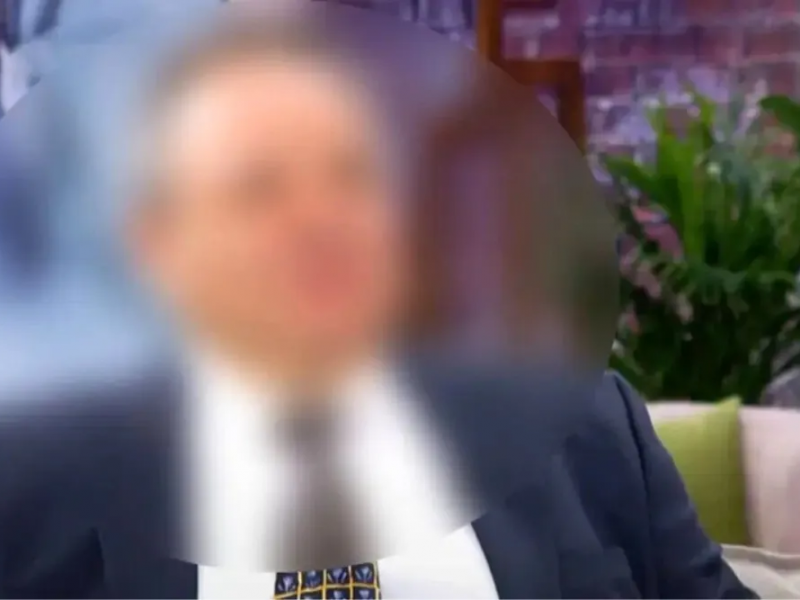 Καρδιοχειρουργός με φακελάκι