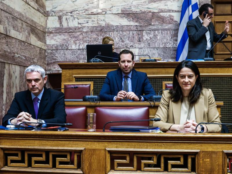 Νίκη Κεραμέως, Συλλογικές Συμβάσεις Εργασίας