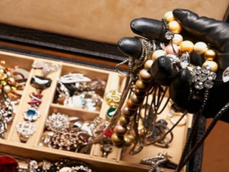 κλοπή κοσμημάτων