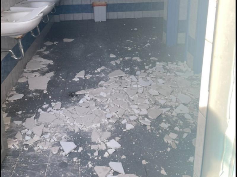 Πτώση σοβάδων σε σχολείο