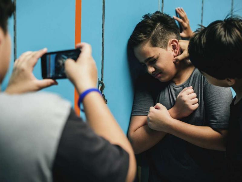 bullying σε μαθητή