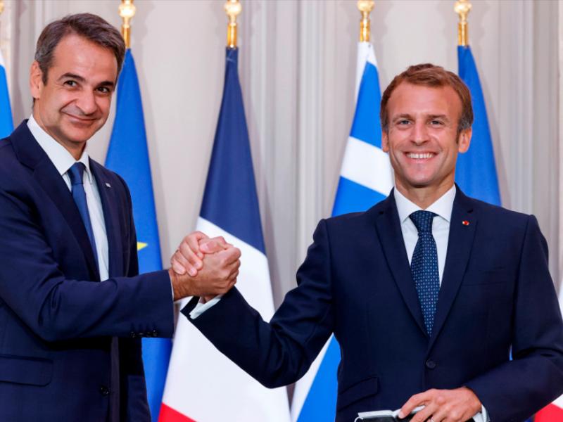 μητσοτακης μακρον