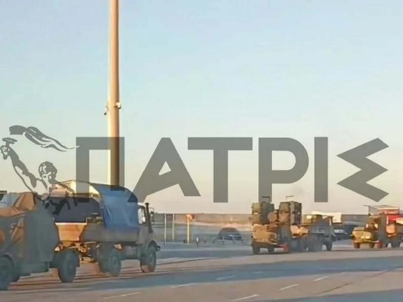 Πόλεμος στη Μέση Ανατολή: Πολεμικός εξοπλισμός «έφυγε» από το λιμάνι της Κυλλήνης