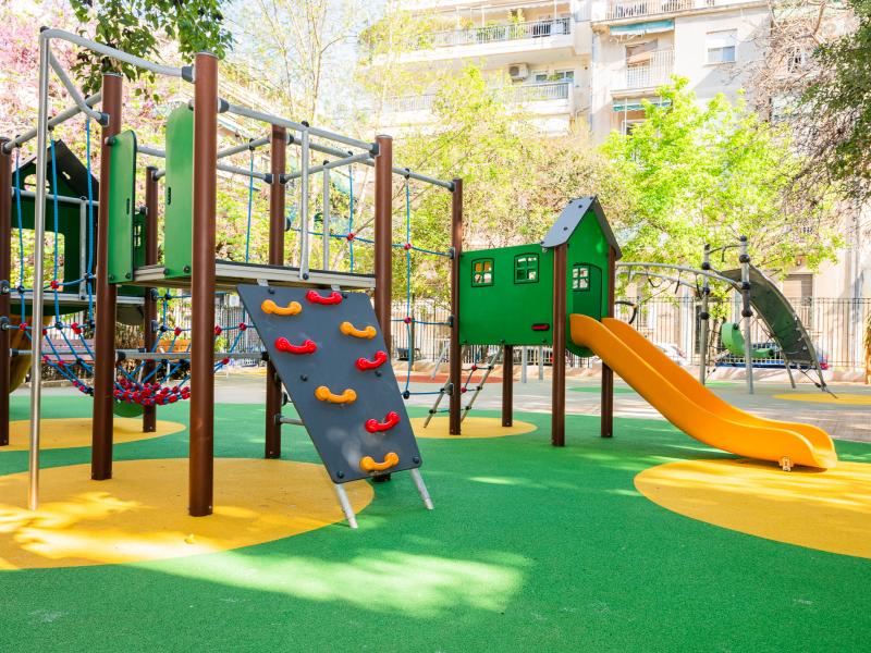 Δήμος Αθηναίων: Οκτώ νέες παιδικές χαρές