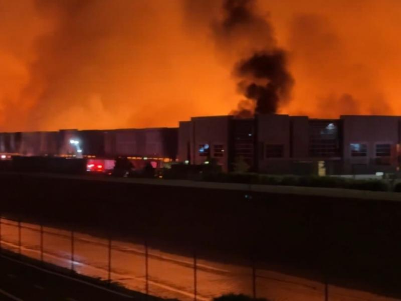 Παρανάλωμα του πυρός αποθήκη χαρτιού υγείας στην Καλιφόρνια από δυσαρεστημένο υπάλληλο