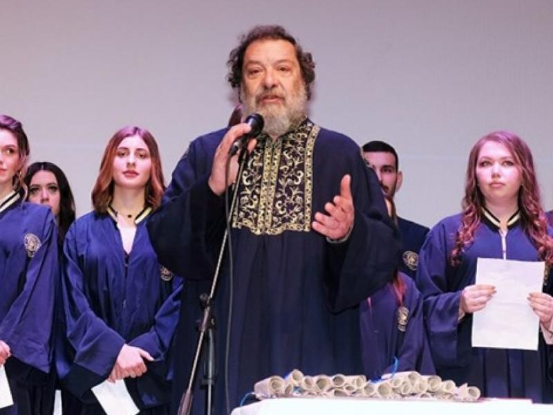 Πρύτανη του ιδρύματος, καθηγητή Δημήτρη Παπαγεωργίου