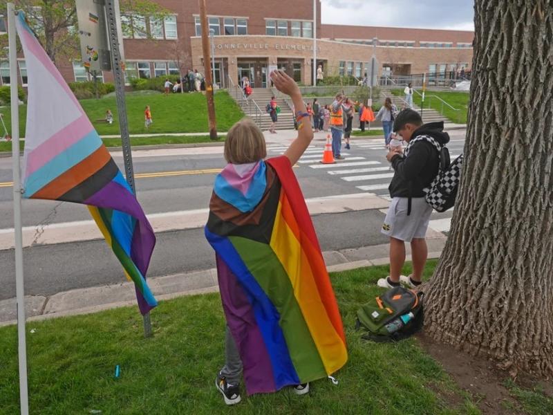 Τρανς μαθητές σε σχολεία στις ΗΠΑ