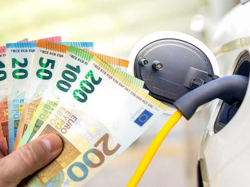Επιδότηση για αγορά ηλεκτρικού αυτοκινήτου με το Κινούμαι Ηλεκτρικά 3