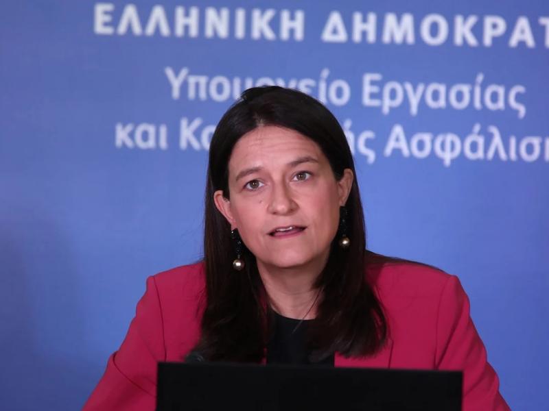 Νίκη Κεραμέως, υπουργός Εργασίας