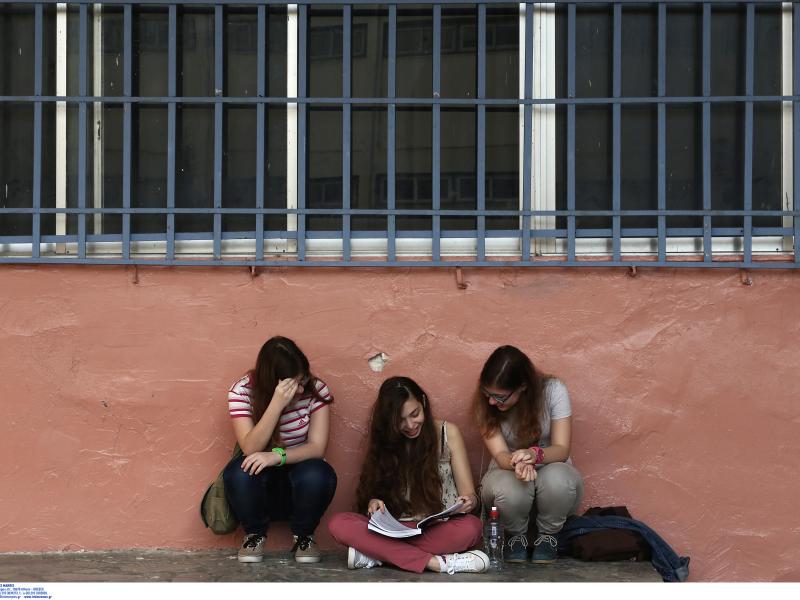 Πανελλαδικές - πανελλήνιες εξετάσεις