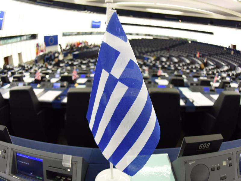 27-61607euparliamentgreekflag1200.jpg