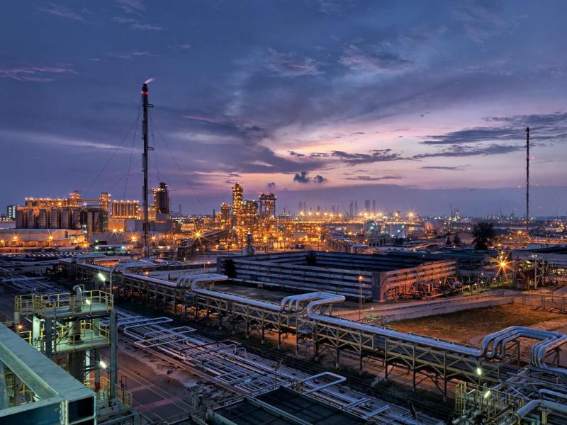 270_1exxon_mobil_singapore_chemical_plant_sclr.jpg